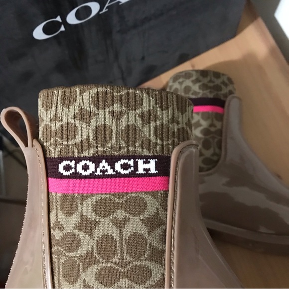 🌈🌦Coach Rivington Rain Bootie Size 7 and 8 - Picture 9 of 11